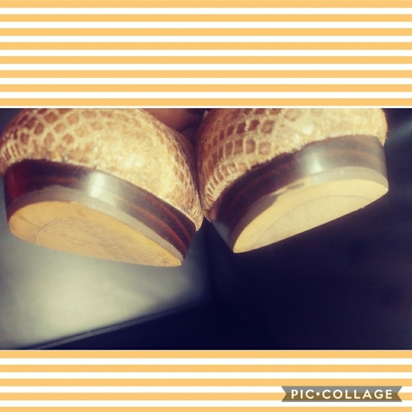 🌺🌺Circa Joan & David Luxe Pumps🌺🌺 - Picture 3 of 4